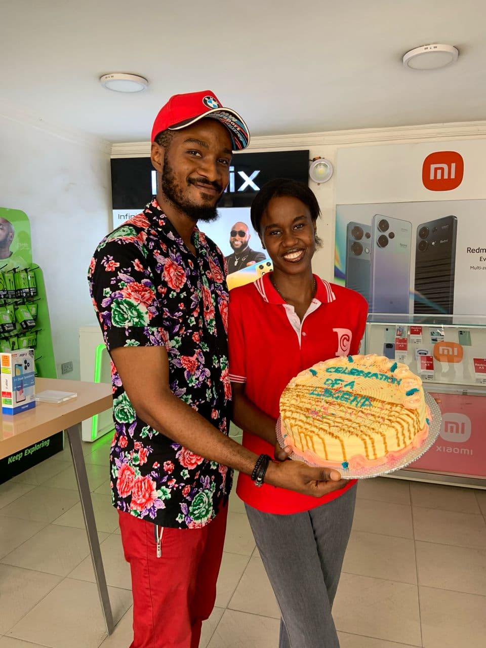 General Manager Celebrates Staff Birthday at DC Phones
